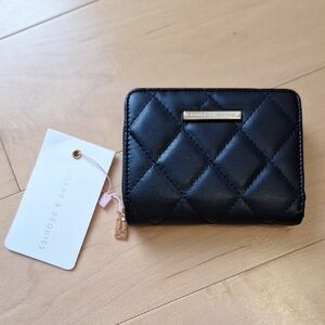 Poppy & Peonies Black Quilted Wallet